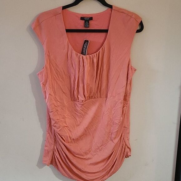 Alfani top   - Picture 1 of 5